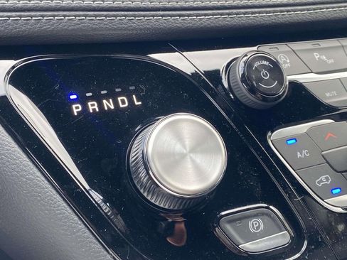 New 2026 Chrysler Pacifica Select image 44