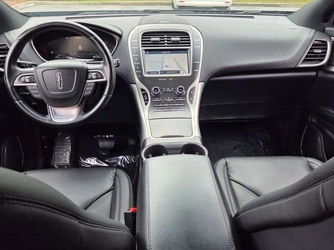 Used 2020 Lincoln Nautilus Standard w/ Equipment Group 101A image 12