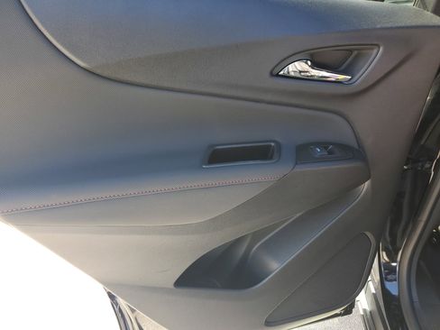 Used 2024 Chevrolet Equinox RS w/ RS Leather Package image 30