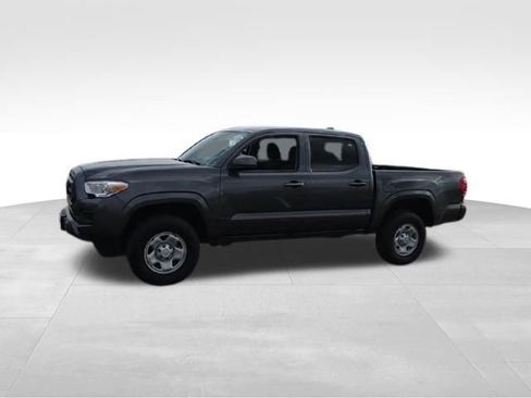 Used 2023 Toyota Tacoma SR image 6