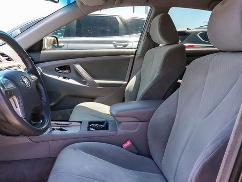 Used 2007 Toyota Camry Hybrid FWD image 25