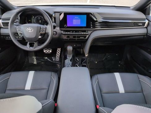 Certified 2025 Toyota Camry SE w/ Convenience Package FWD image 20
