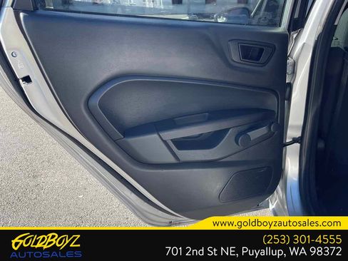 Used 2015 Ford Fiesta S FWD image 14