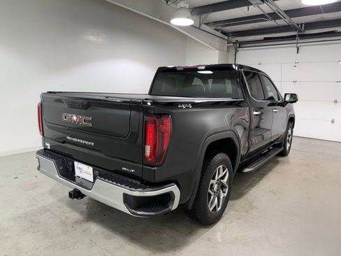 Certified 2022 GMC Sierra 1500 SLT w/ SLT Convenience Package AWD/4WD image 7