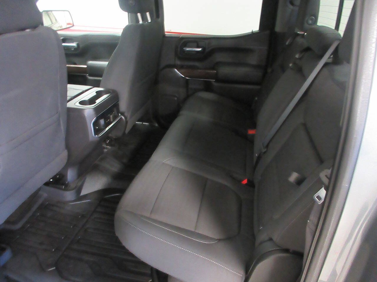 Used 2020 GMC Sierra 1500 Elevation w/ Elevation Value Package AWD/4WD image 17