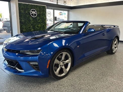 Used 2018 Chevrolet Camaro SS RWD image 42
