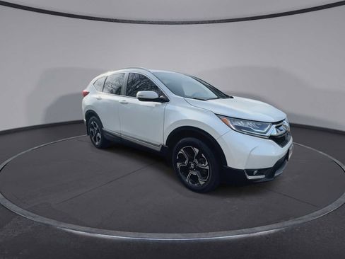 Used 2018 Honda CR-V Touring image 2