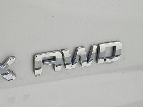 Used 2017 Chevrolet Trax LS AWD/4WD image 39