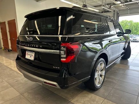 Used 2024 Ford Expedition Max Platinum AWD/4WD image 15