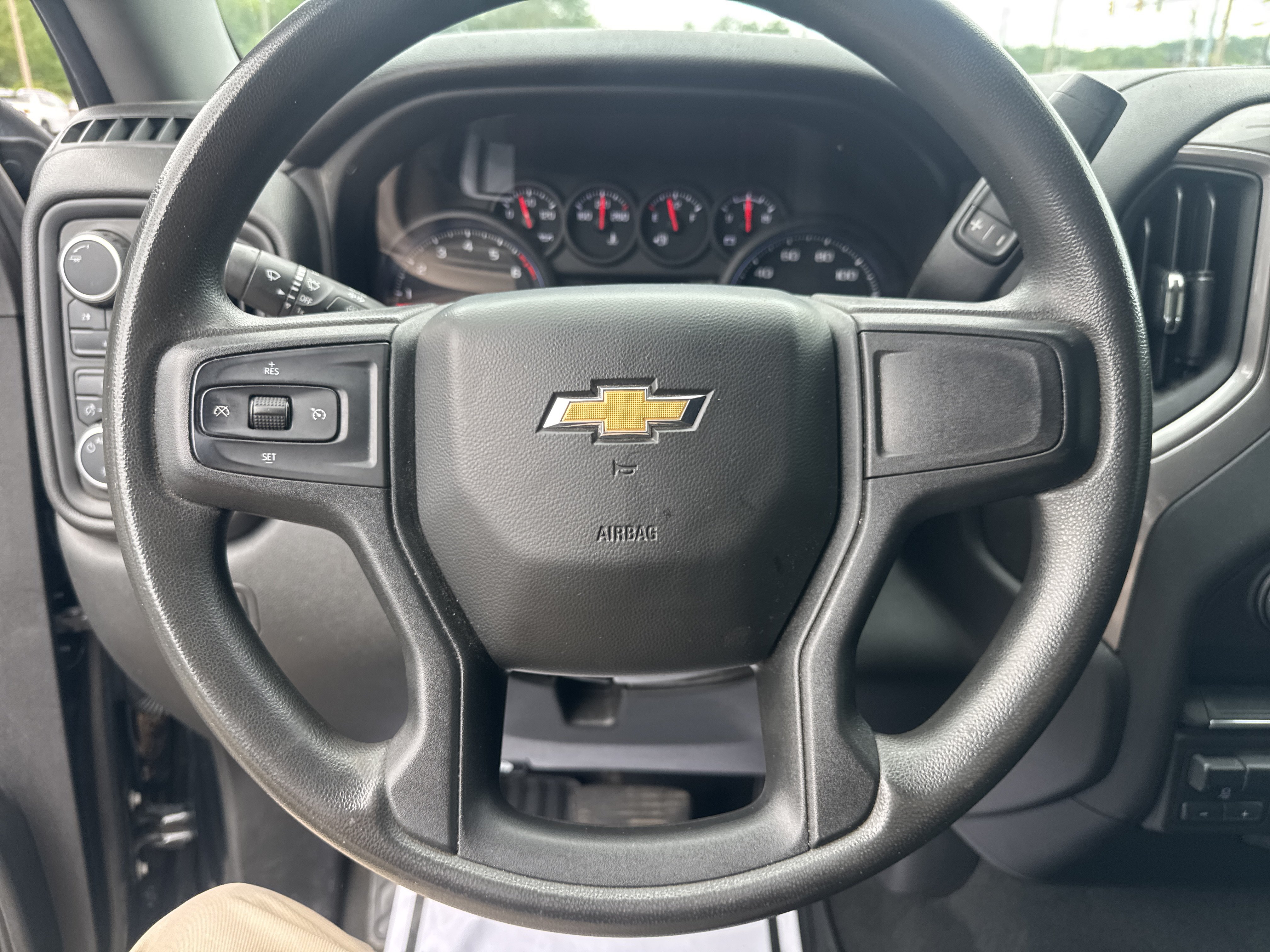 Used 2023 Chevrolet Silverado 2500 Custom w/ Custom Convenience Package AWD/4WD image 17