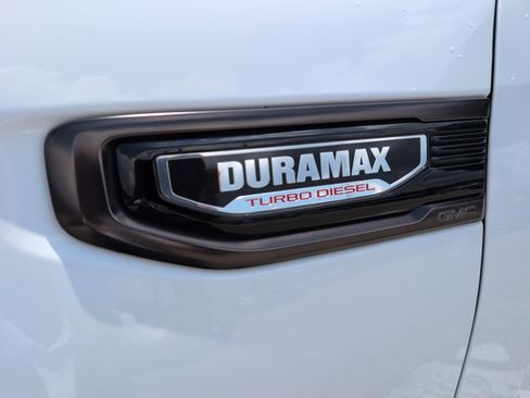 Used 2025 GMC Sierra 1500 AT4X AWD/4WD image 3