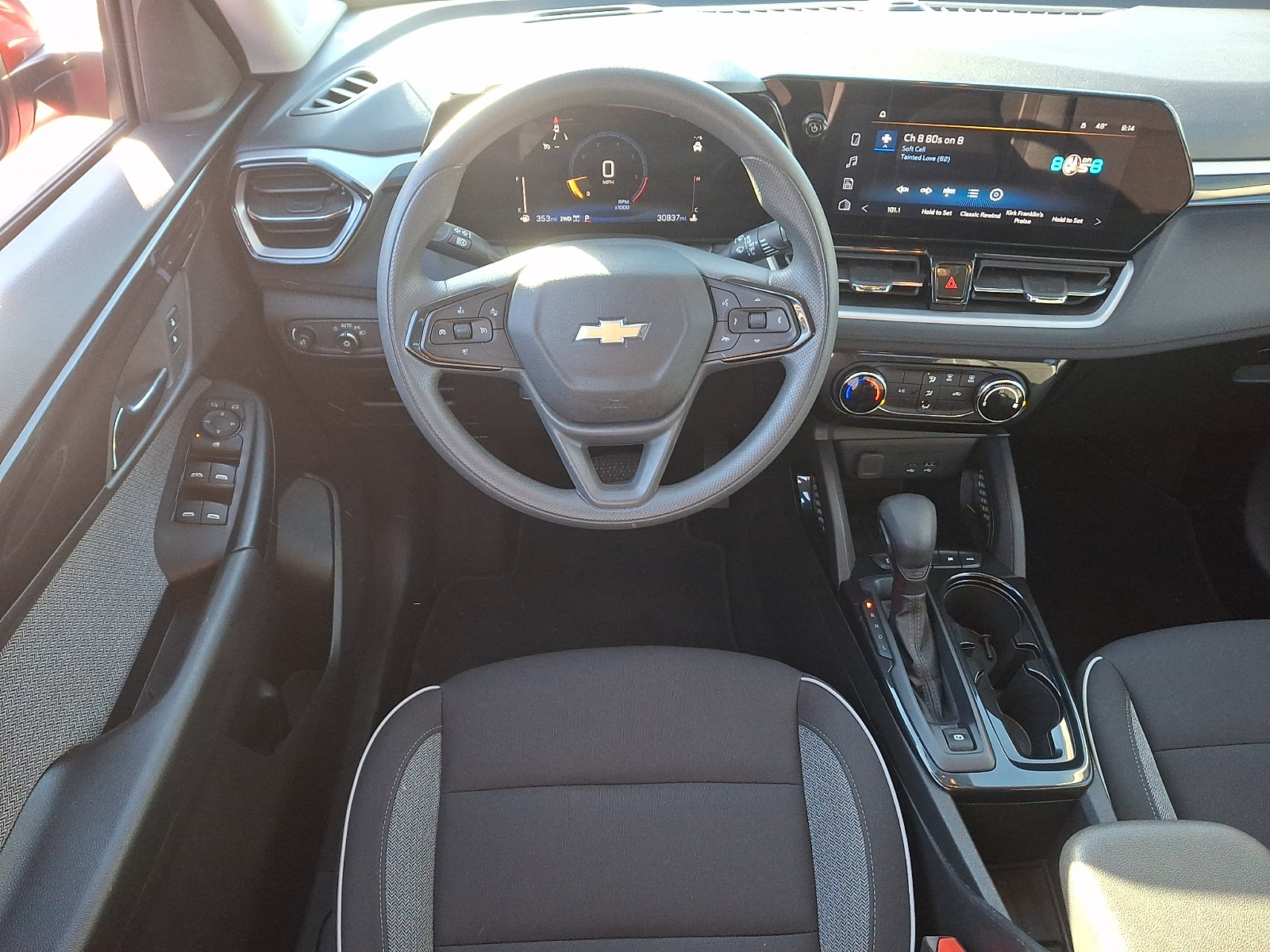 Used 2025 Chevrolet TrailBlazer LT AWD/4WD image 11