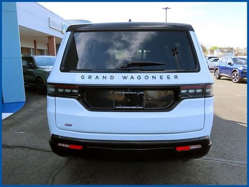 Used 2024 Jeep Grand Wagoneer L Series II w/ Quick Order Packagew 28T AWD/4WD image 6
