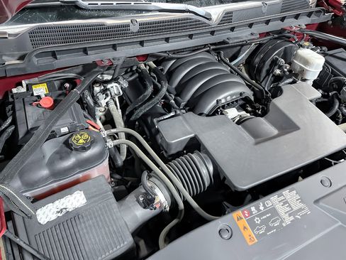 Used 2018 Chevrolet Silverado 1500 LT w/ All Star Edition image 32