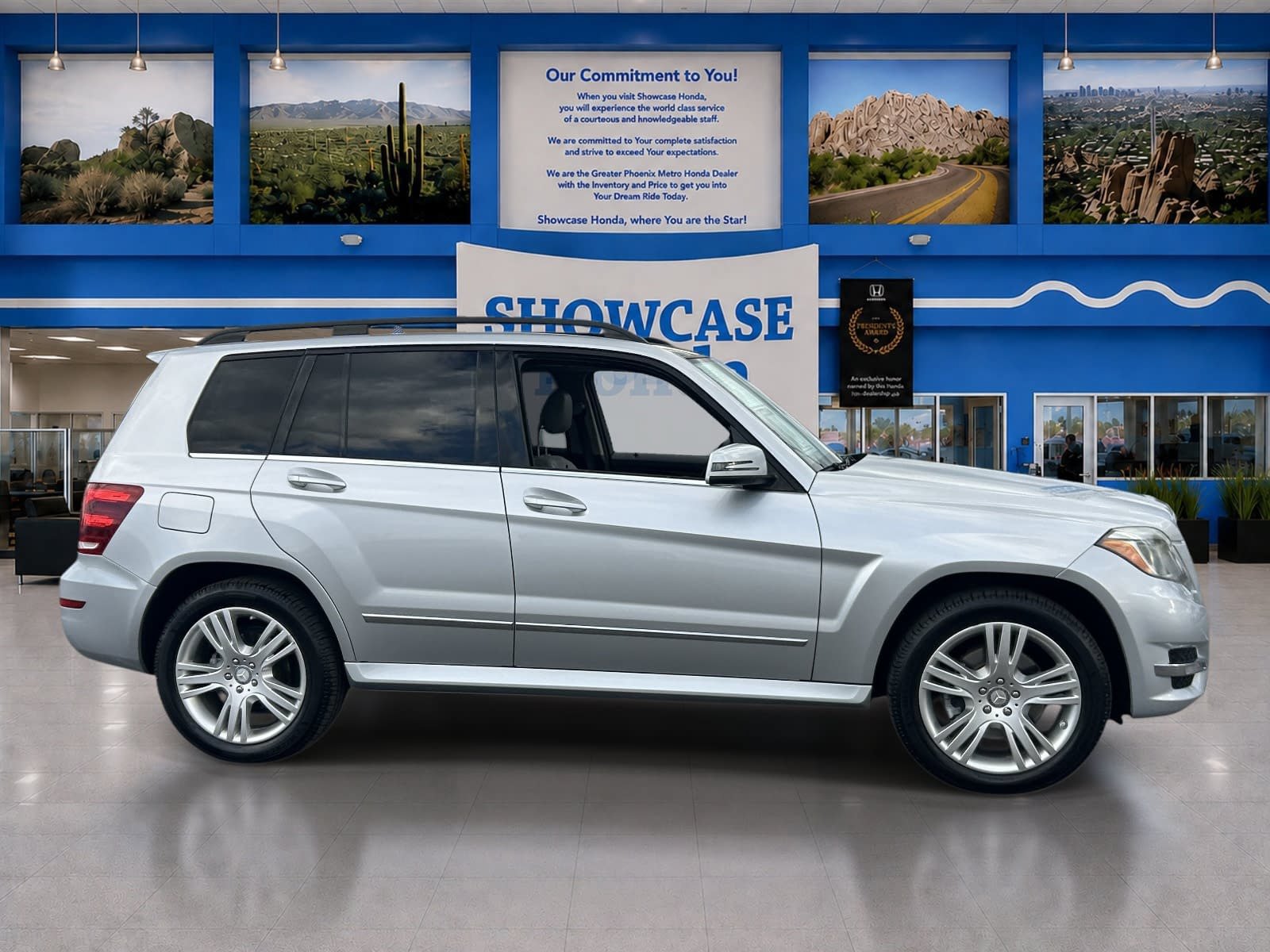 Used 2014 Mercedes-Benz GLK 350 4MATIC image 7