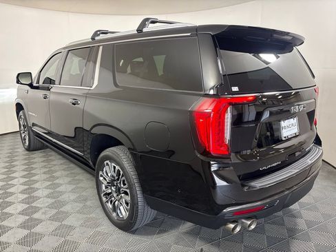 Used 2023 GMC Yukon XL Denali Ultimate AWD/4WD image 7