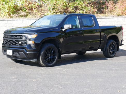 Certified 2023 Chevrolet Silverado 1500 Custom image 1