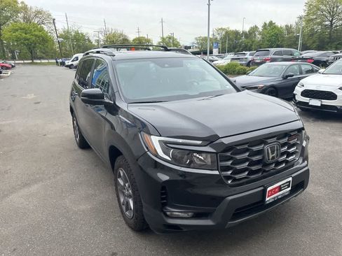 Used 2024 Honda Passport TrailSport image 7