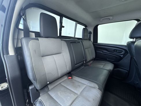 Used 2017 Nissan Titan S image 35