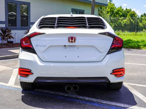 Used 2017 Honda Civic EX image 5