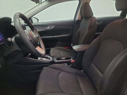 Used 2019 Kia Forte LXS image 17