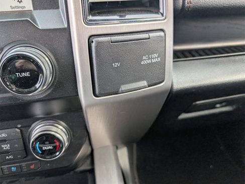 Used 2019 Ford F150 Platinum w/ Equipment Group 701A Luxury image 20