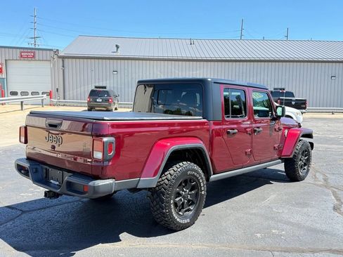 Used 2021 Jeep Gladiator Sport AWD/4WD image 6