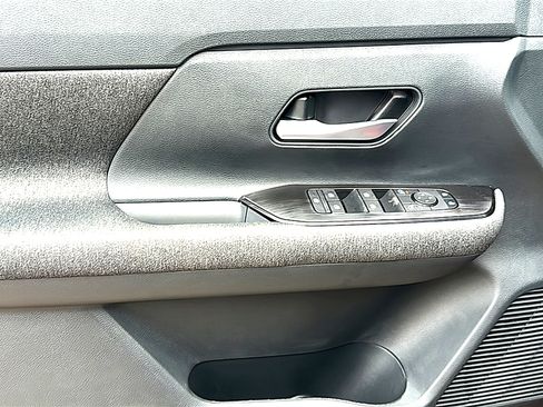 New 2026 Nissan Kicks SV image 13