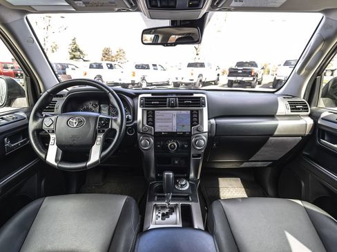 Used 2024 Toyota 4Runner SR5 Premium w/ Moonroof Package AWD/4WD image 25