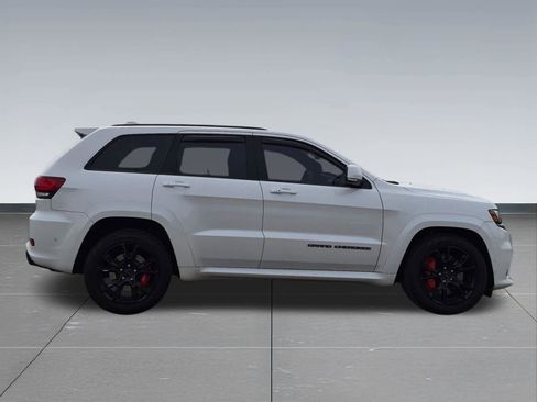 Used 2017 Jeep Grand Cherokee SRT AWD/4WD image 7