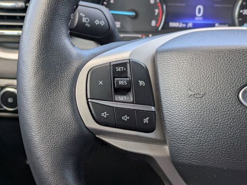 Certified 2023 Ford Explorer XLT w/ Equipment Group 202A image 25