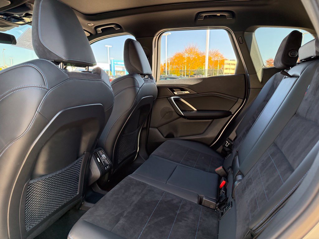 Used 2023 BMW X1 xDrive28i w/ M Sport Package AWD/4WD image 33
