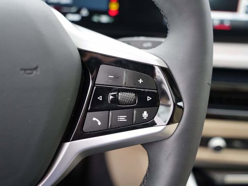 Certified 2025 BMW i4 xDrive40i w/ Premium Package image 17