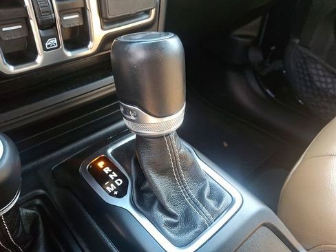 Used 2023 Jeep Wrangler Unlimited Sahara w/ Cold Weather Group image 14