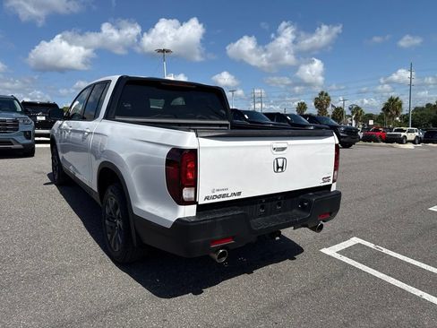 Used 2023 Honda Ridgeline Sport image 3