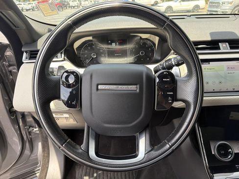 Used 2020 Land Rover Range Rover Velar R-Dynamic S AWD/4WD image 29