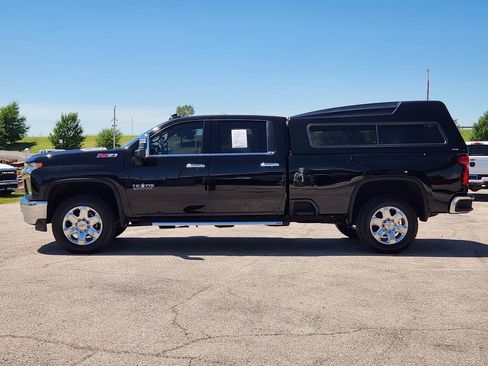 Used 2020 Chevrolet Silverado 3500 LTZ w/ LTZ Texas Edition AWD/4WD image 4