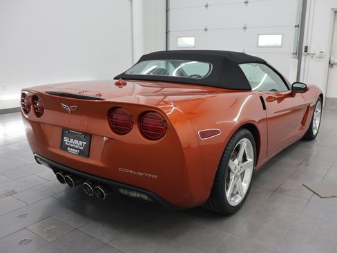 Used 2005 Chevrolet Corvette Convertible w/ Preferred Equipment Group RWD image 5