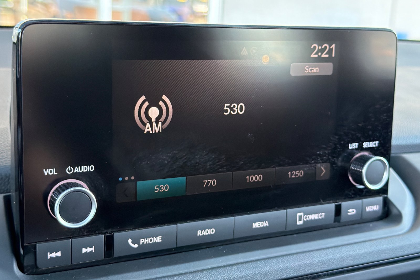 Used 2025 Honda Accord SE image 17