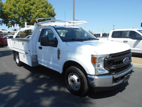 Used 2021 Ford F350 XL w/ Power Equipment Group image 2