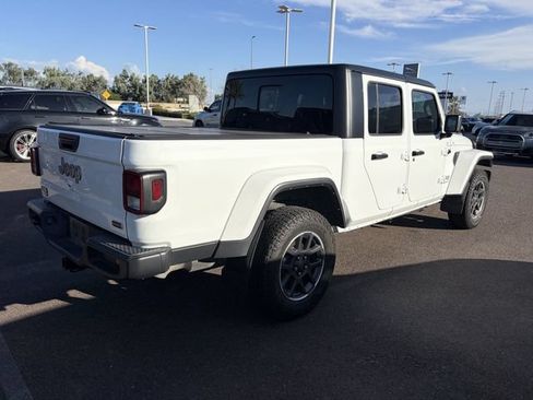 Used 2022 Jeep Gladiator Overland w/ Trailer Tow Package AWD/4WD image 9