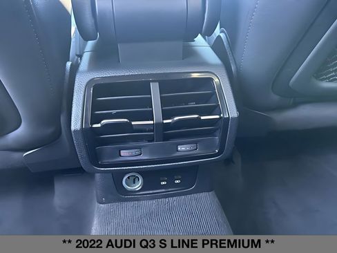Used 2022 Audi Q3 2.0T Premium w/ Black Optic Sport Package image 18