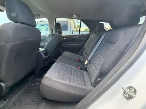 Used 2023 Chevrolet Equinox LT FWD image 12