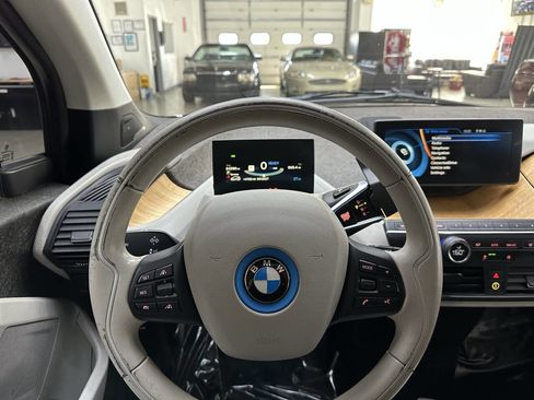 Used 2015 BMW i3 Base 4dr Hatchback image 20