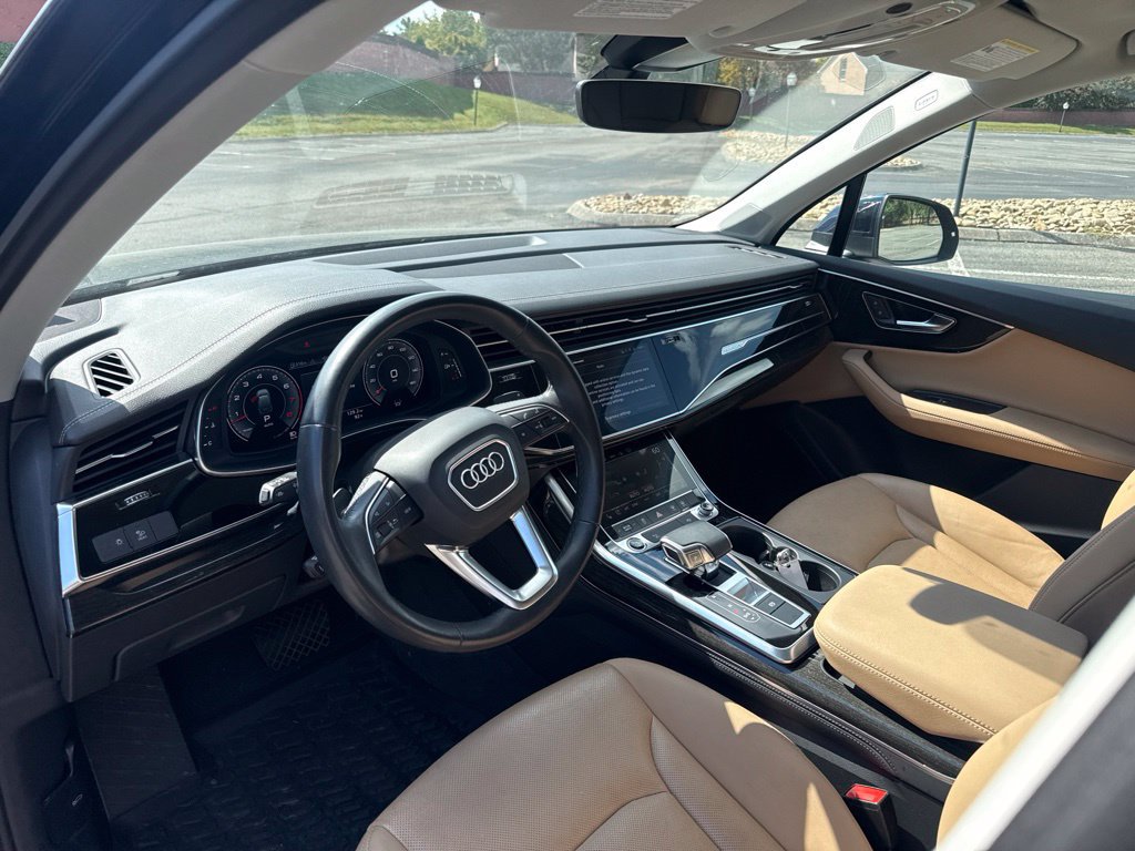 Used 2023 Audi Q7 3.0T Premium Plus w/ Premium Plus Package AWD/4WD image 10