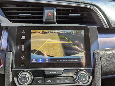 Used 2016 Honda Civic Touring image 22