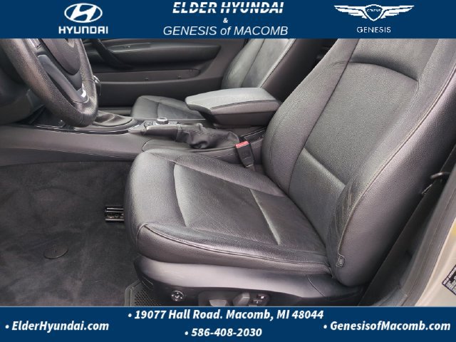 Used 2013 BMW 128i Convertible RWD image 11