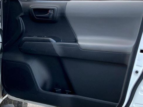 Used 2023 Toyota Tacoma SR image 22