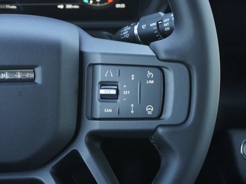 New 2026 Land Rover Defender 110 X-Dynamic SE AWD/4WD image 13
