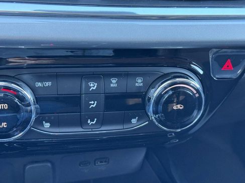 New 2026 Chevrolet Trax LT w/ Driver Confidence Package image 33